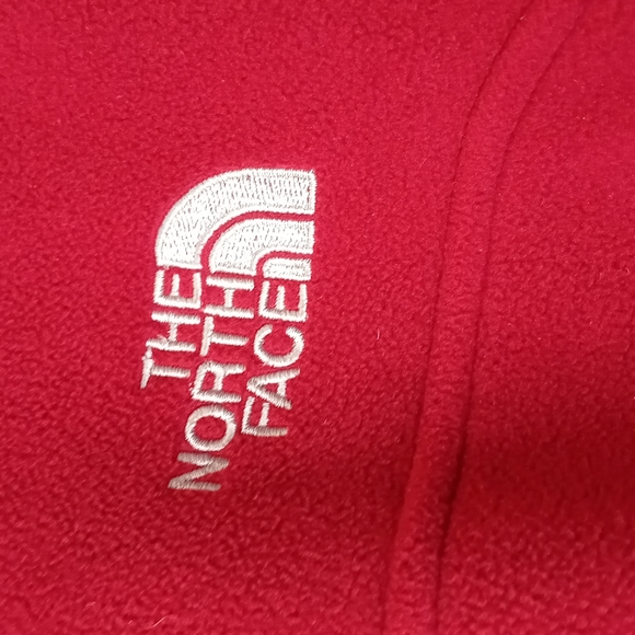 The North Face red sweater size L - Picture 2 of 7